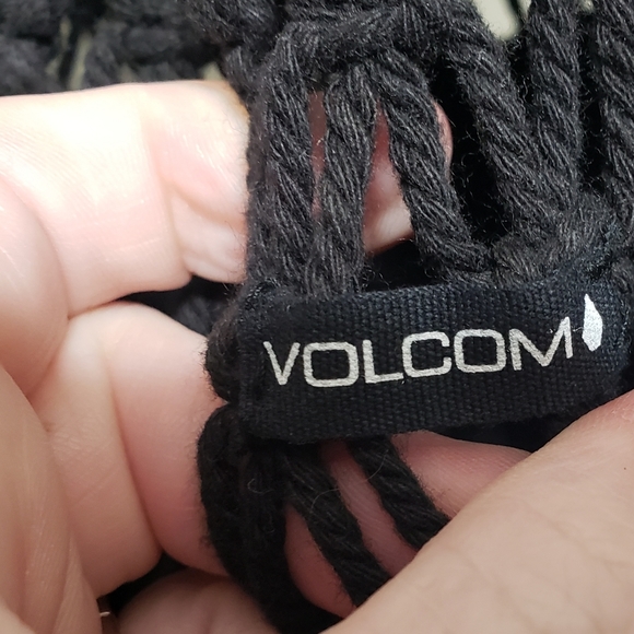 Volcom NWT Road Tripper Crochet Tote Black - Picture 4 of 12